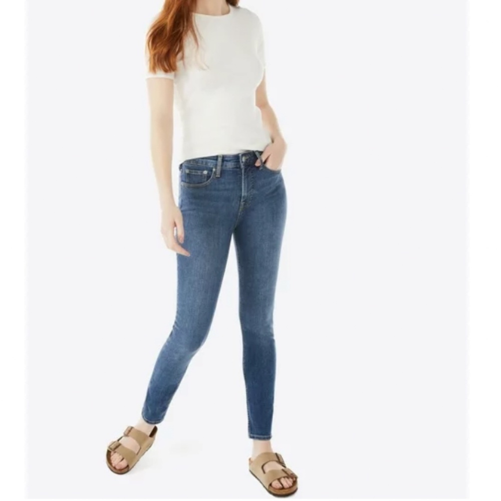 Free Assembly Jeans - Picture 2 of 10
